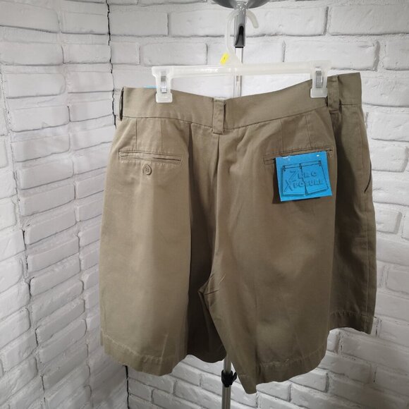 NWT Zero Xposure Men's Size 42 Army Green Pleated Front Oversize Cotton Shorts - Picture 2 of 7